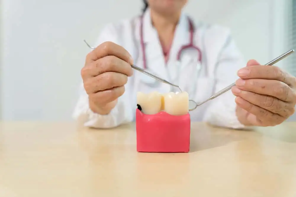 Dental implant cost in Queens, NY and implant treatment options