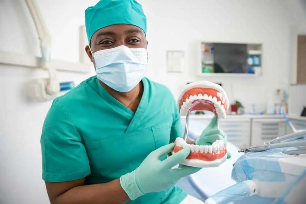 Emergency dentist in Queens Village treating urgent dental problems